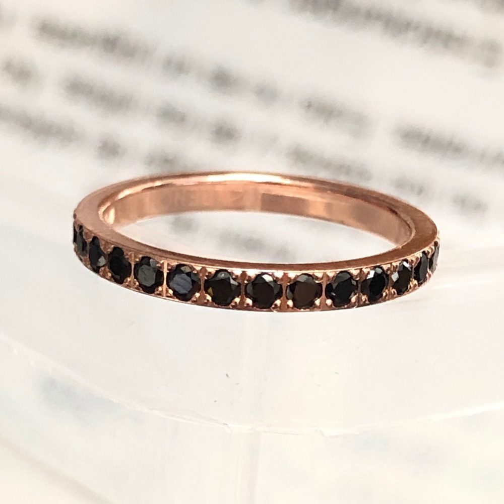 14k rose gold natural black diamond “full eternity” total of 0.45ct size 4.5
